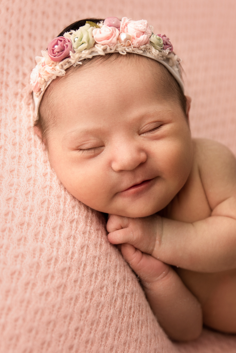 Emilia bebé recien nacida con síndrome de Down